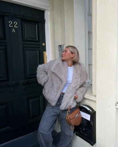 MACY - Fur Coat
